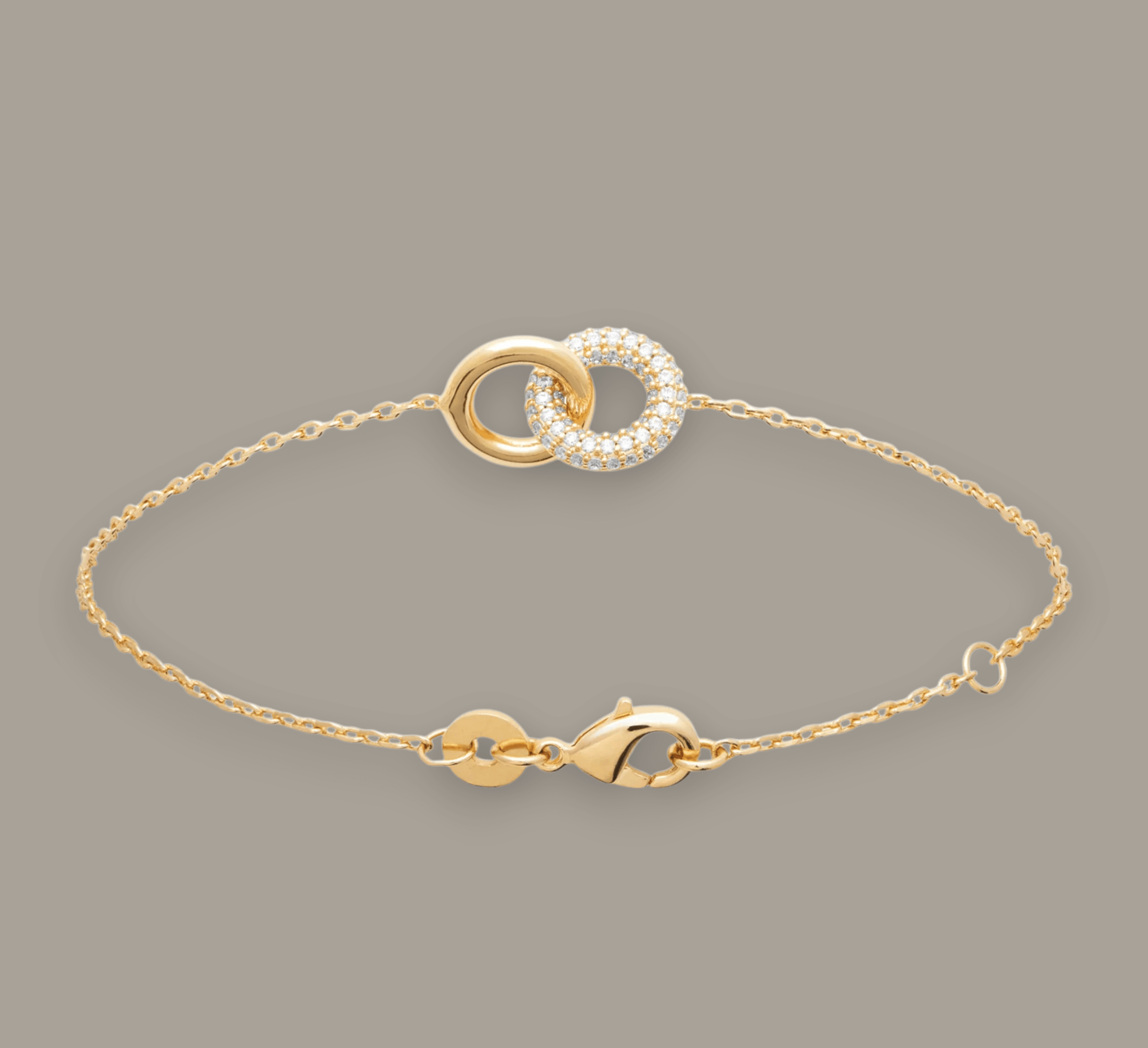 Linked Circle Bracelet Stone-Set