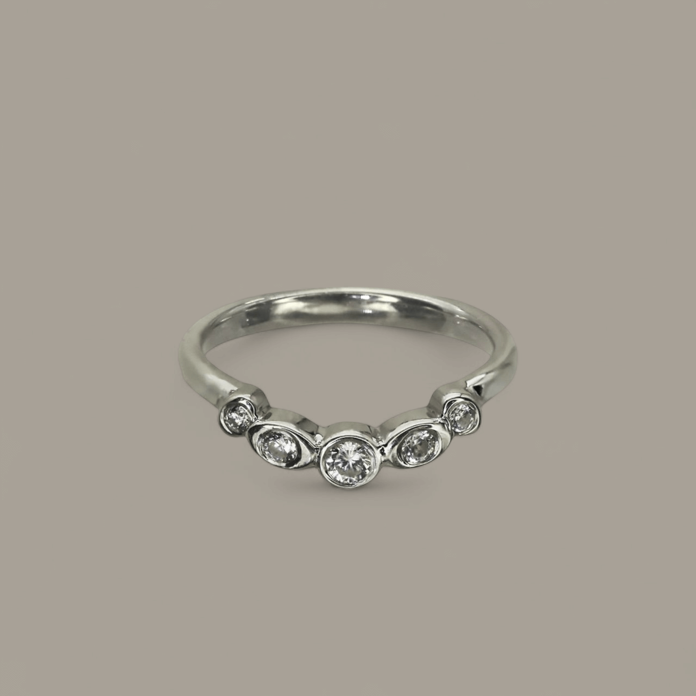 Isla' Pebble Diamond Wedding Band