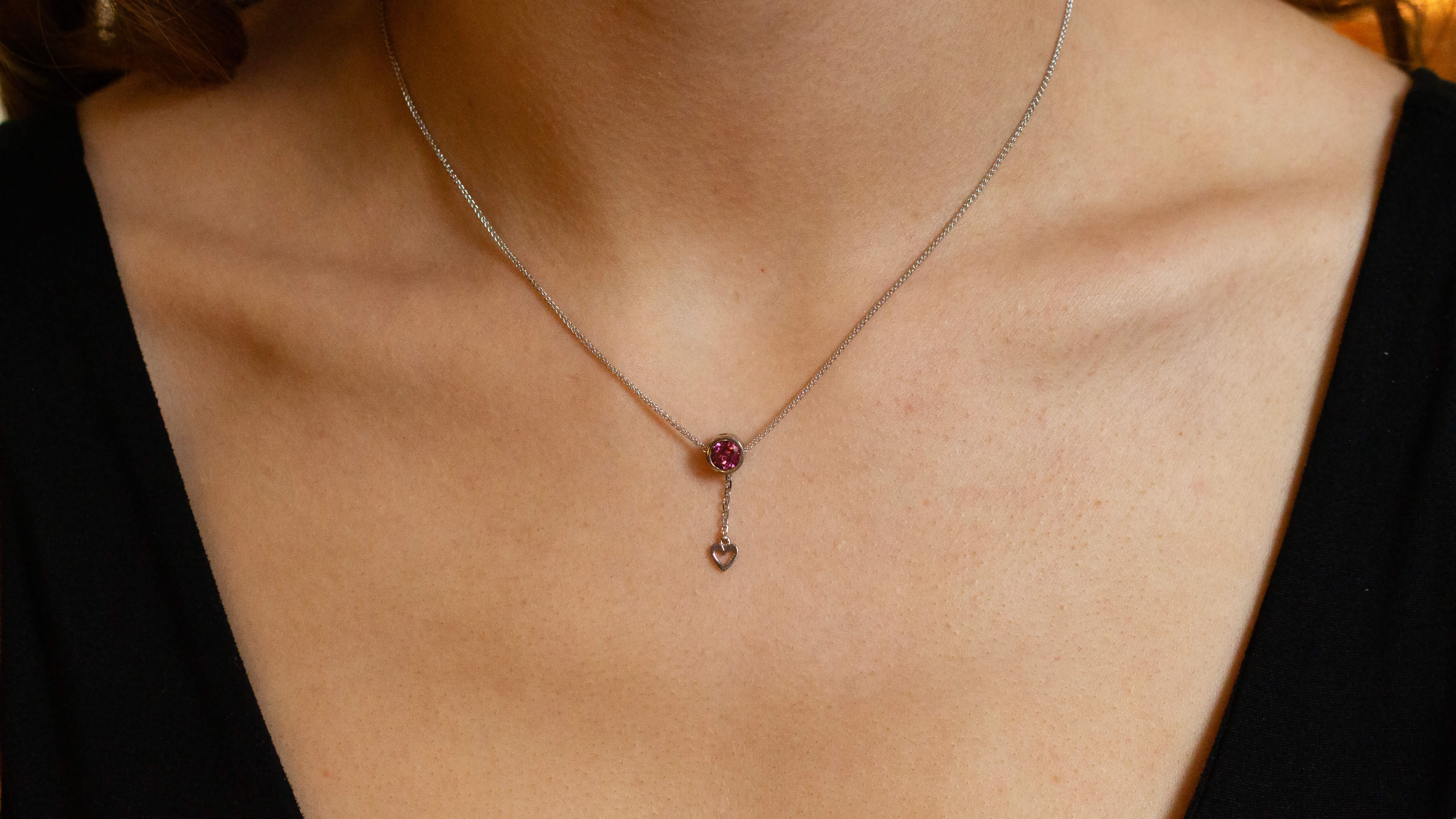 Bezel-Set Round Tourmaline and Heart pendant (18ct White)