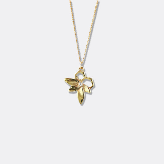 Bee Alive: 18ct Yellow Gold Plated Medium Flower Pendant