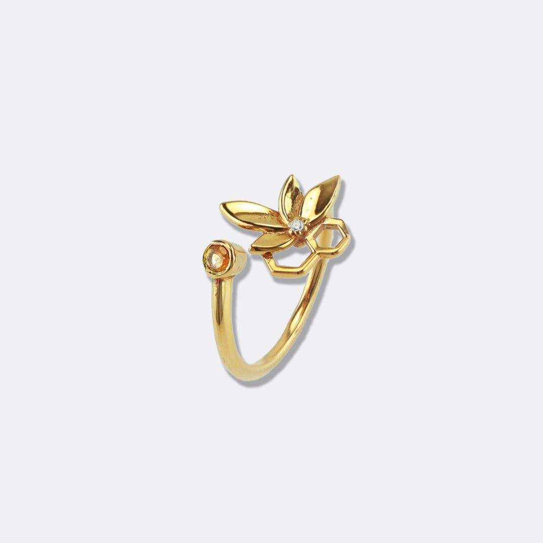 Bee Alive: 18ct Yellow Gold Plated Flower Ring