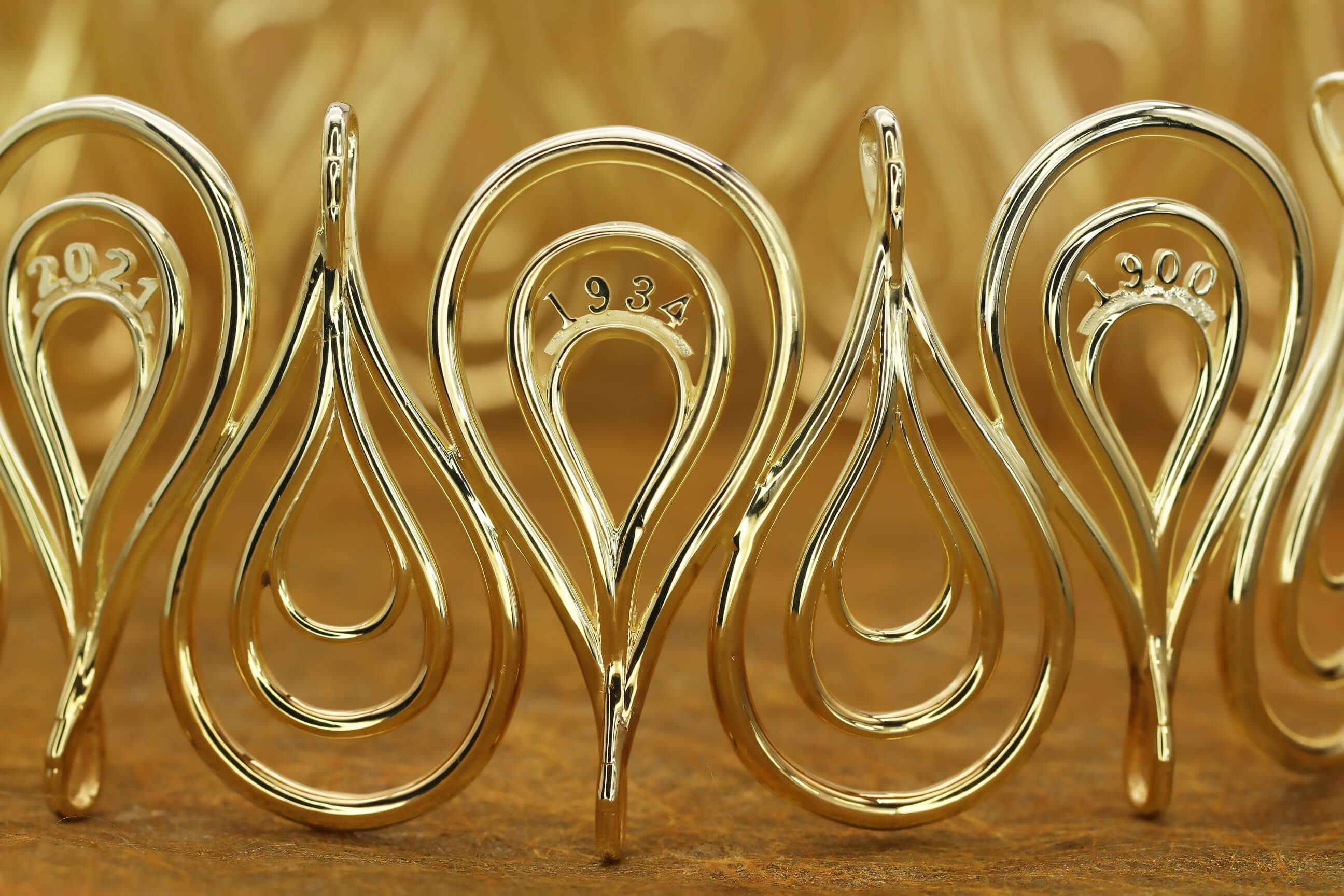 Crown Collection 2025