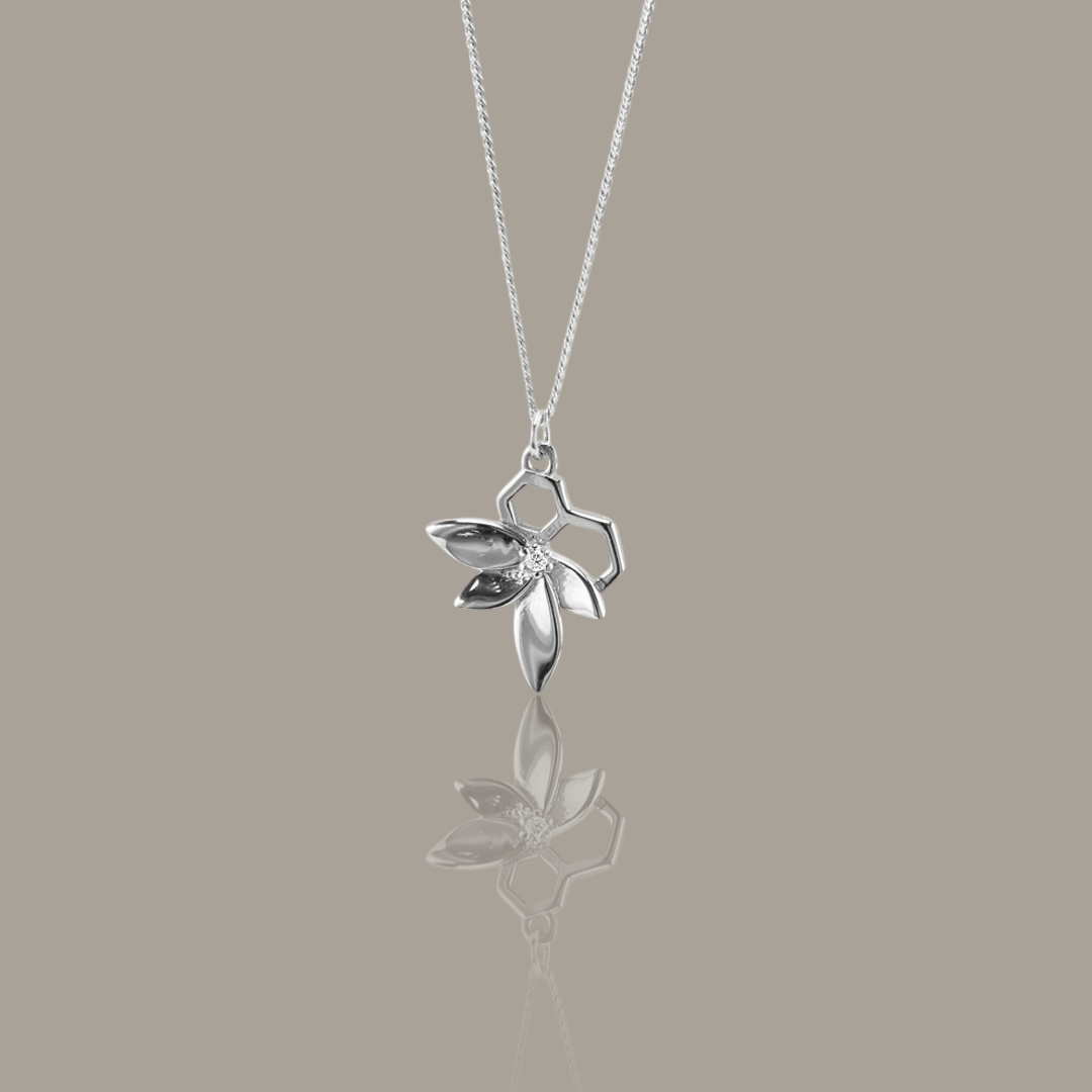 Flower and Honeycomb Pendant - Neil Rayment Goldsmiths