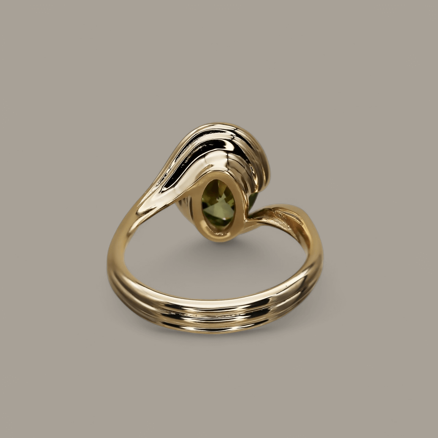 Vela' Oval Diamond Engagement Ring