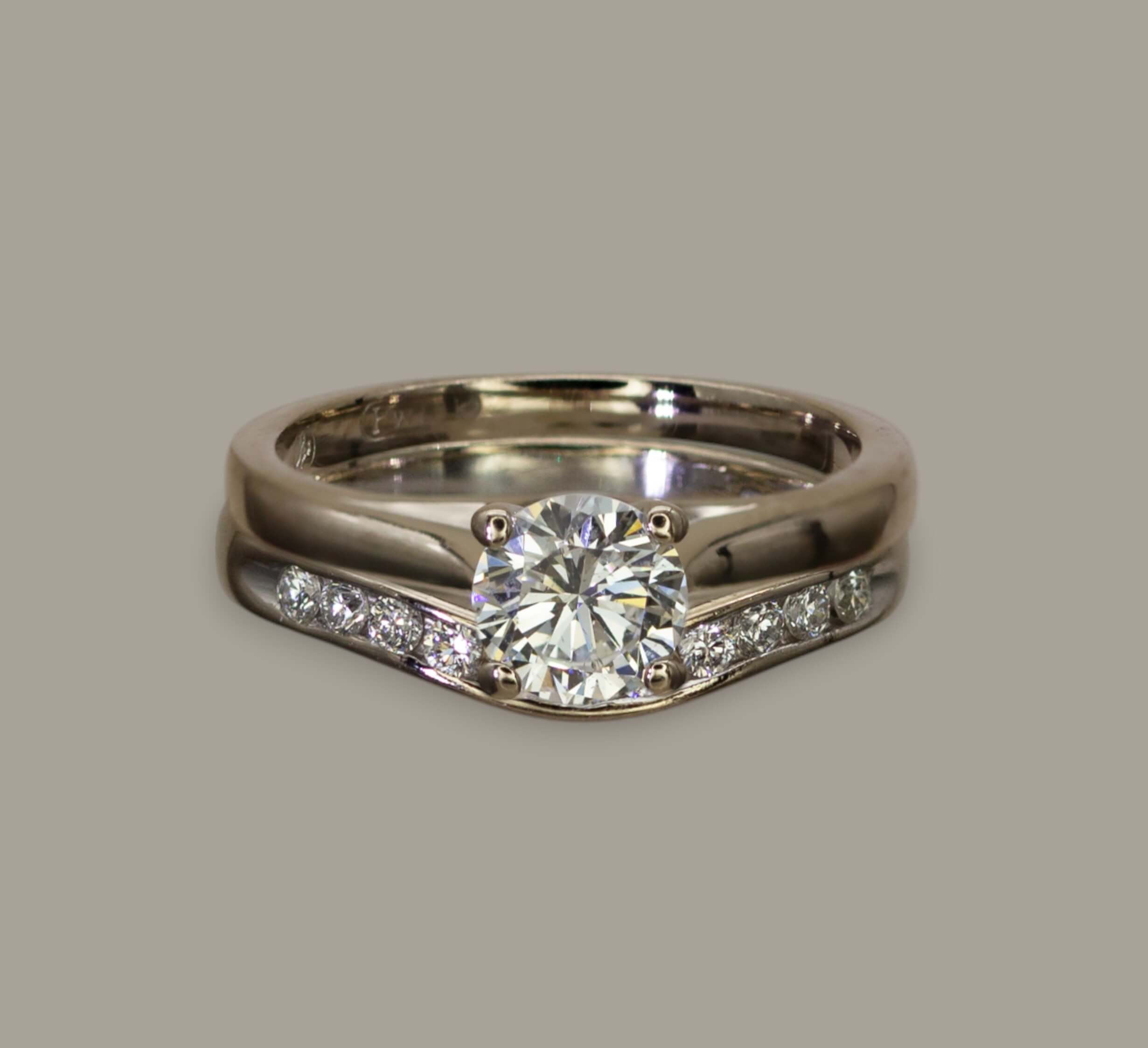 Natural Canadian Diamond Engagement & Wed Ring Set (Platinum)