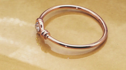 Contemporary 18ct Rose Gold Bangle