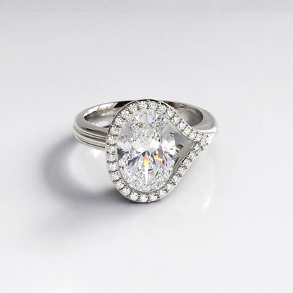 Curvaceous Brilliance: 2ct Diamond Engagement Ring in 18ct White Gold